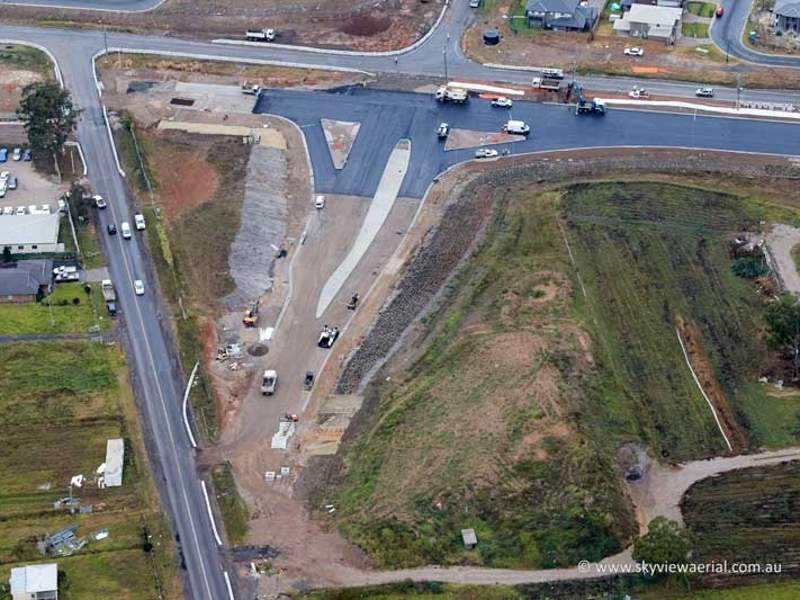 Schofields Road upgrade connects the Rouse Hill and Marsden Park town centres. Image courtesy of Roads and Maritime Services.